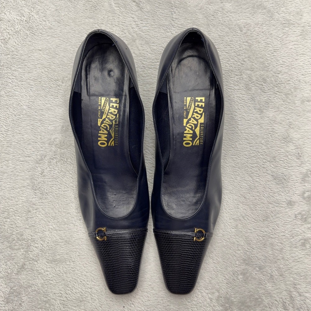 Salvatore Ferragamo Pumps Womens 11 B Navy Blue Lizard Embossed Cap Toe Gancini - Picture 2 of 7
